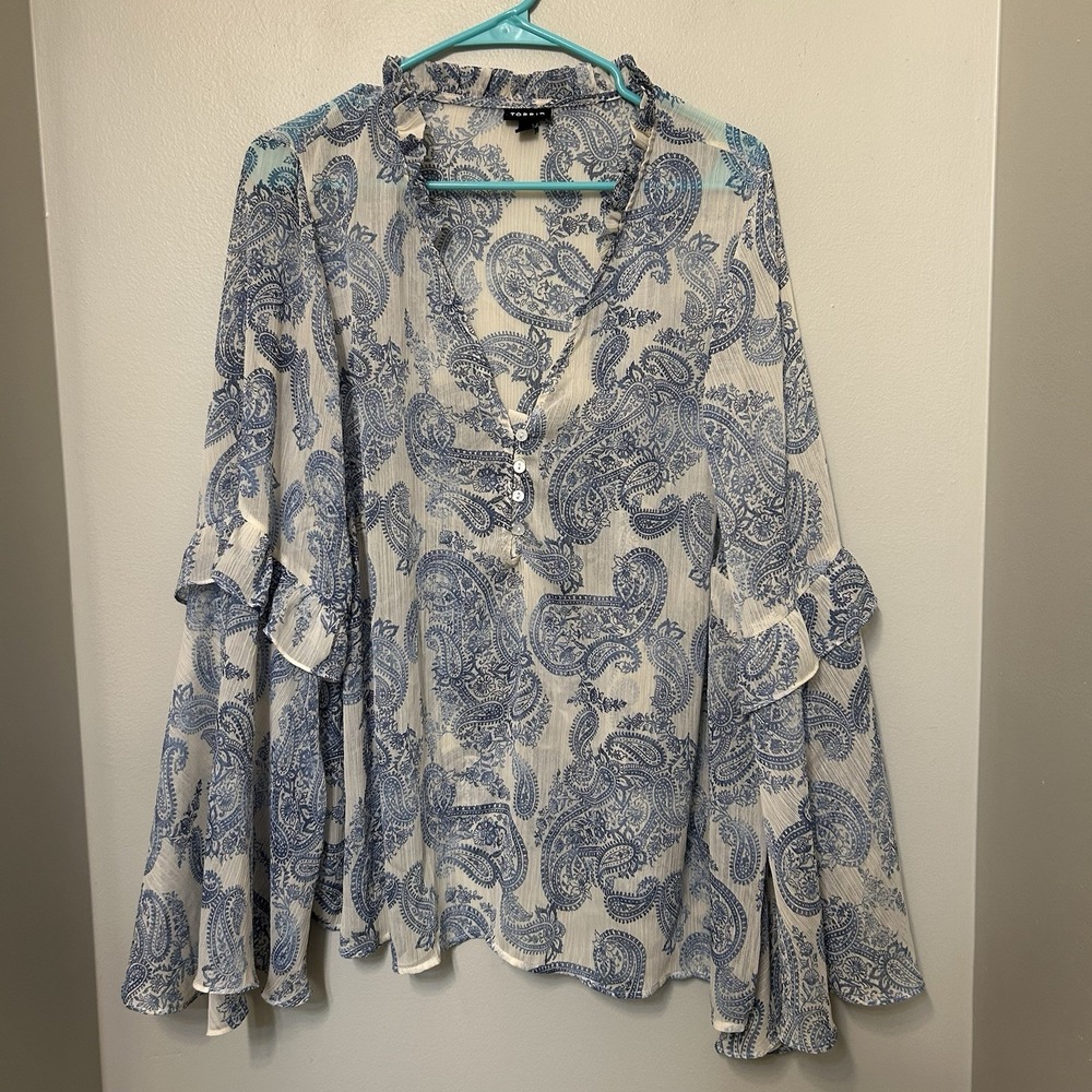 TORRID Chiffon V-Neck Ruffle Top Light Blue Paisley Women's Sheer Blouse 2X